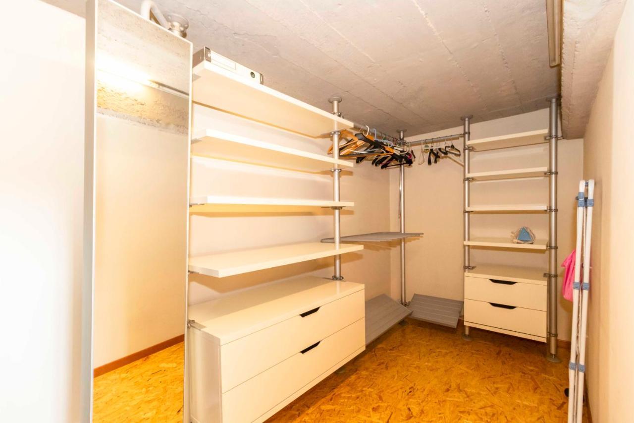 Dora Riverside Modern Apartment With Private Parking Турин Екстер'єр фото